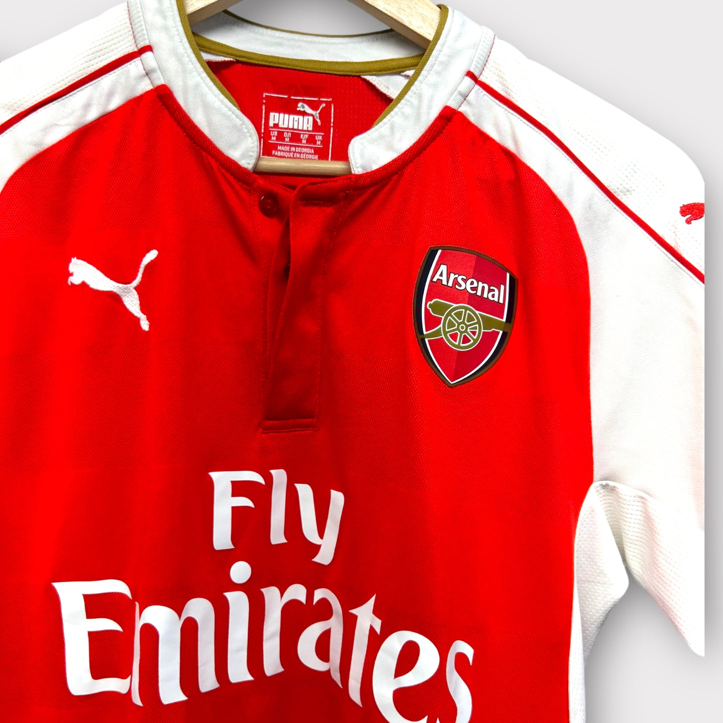 Arsenal FC 2015/16 Home Shirt (Medium)