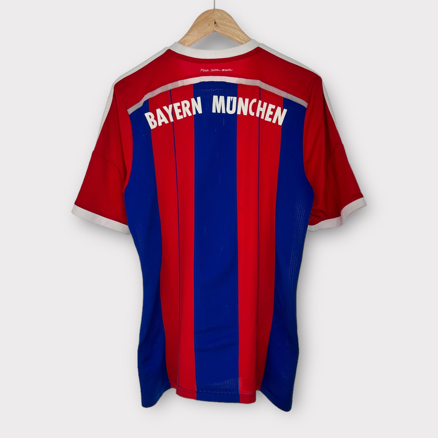 Bayern Munich 2014/15 Home Shirt (Large)