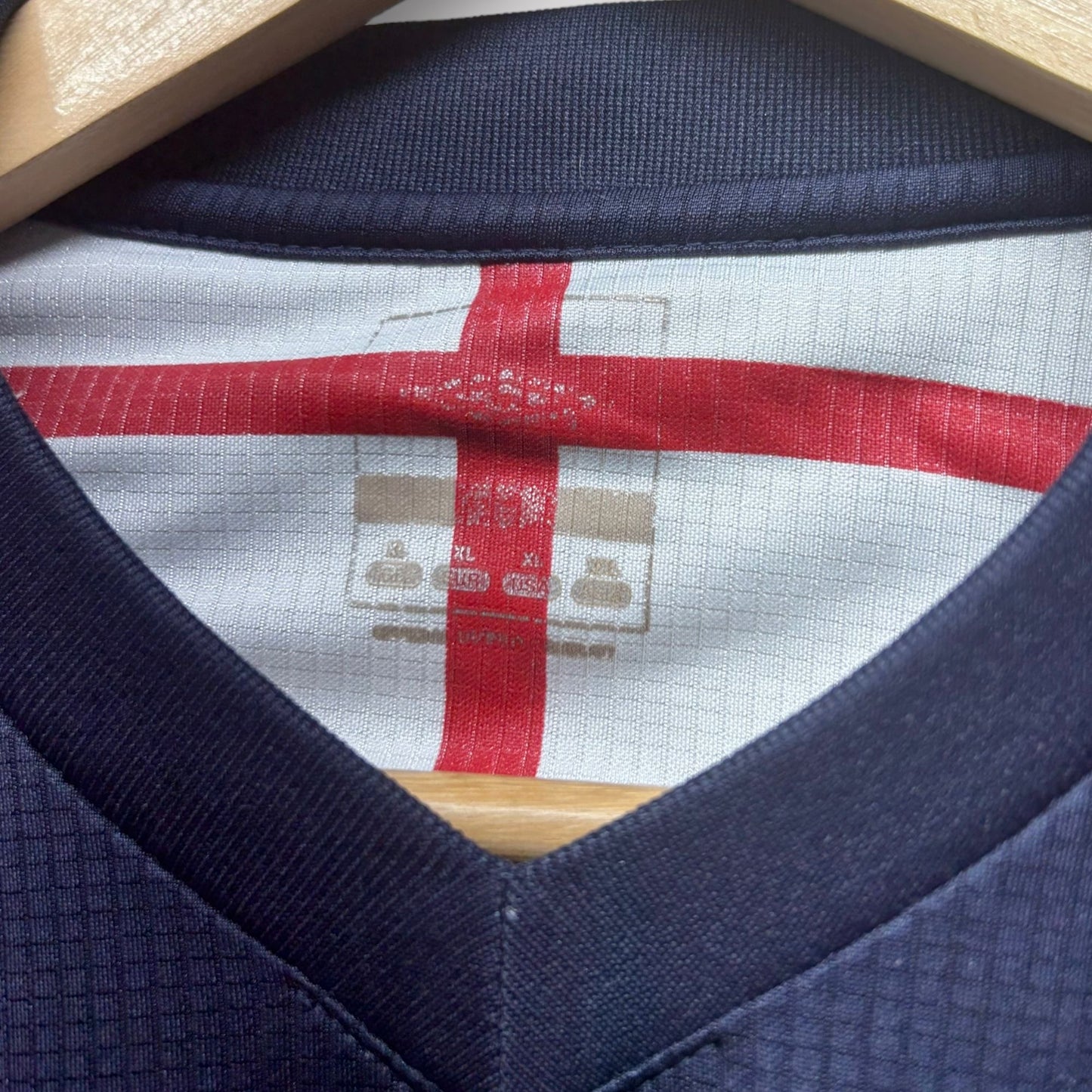 England 2002 Training Shirt (XL)