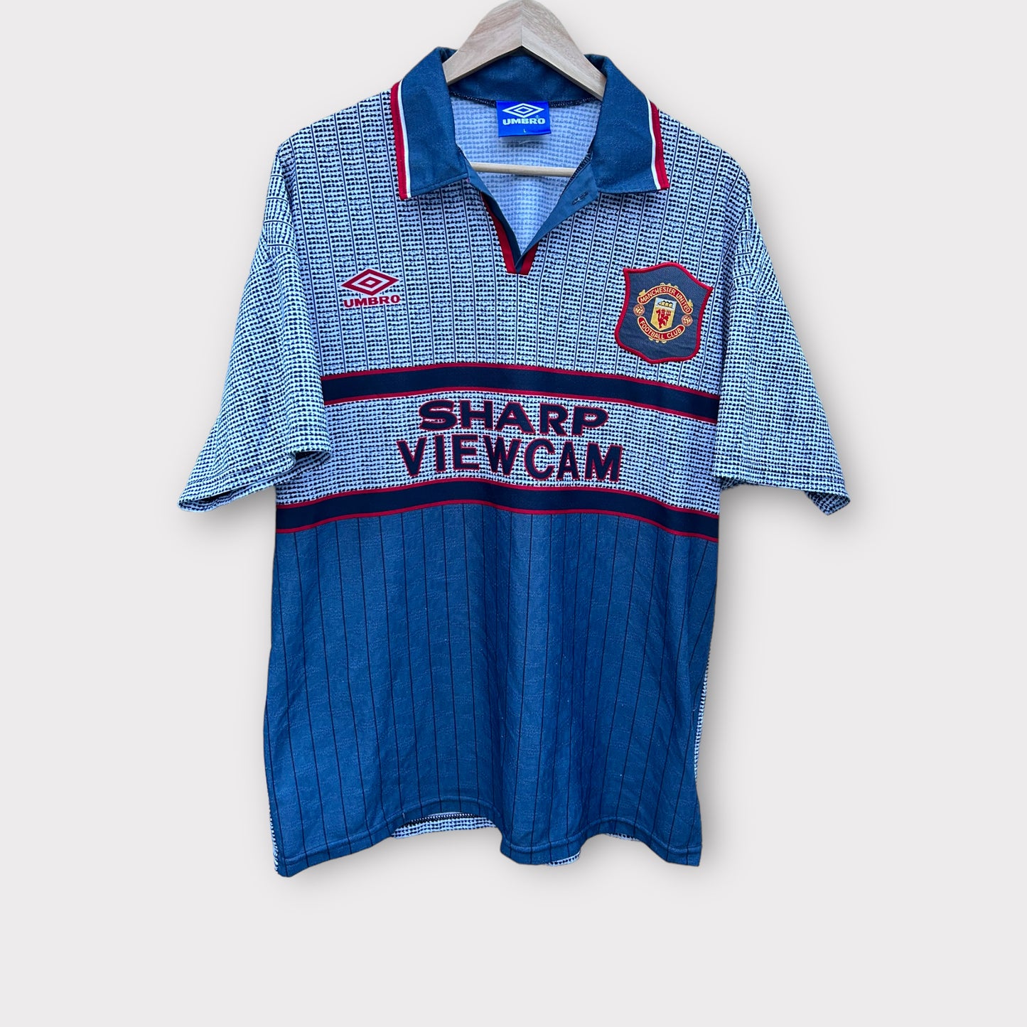 Manchester United 1995/96 Away 'Invisible' Shirt (L)