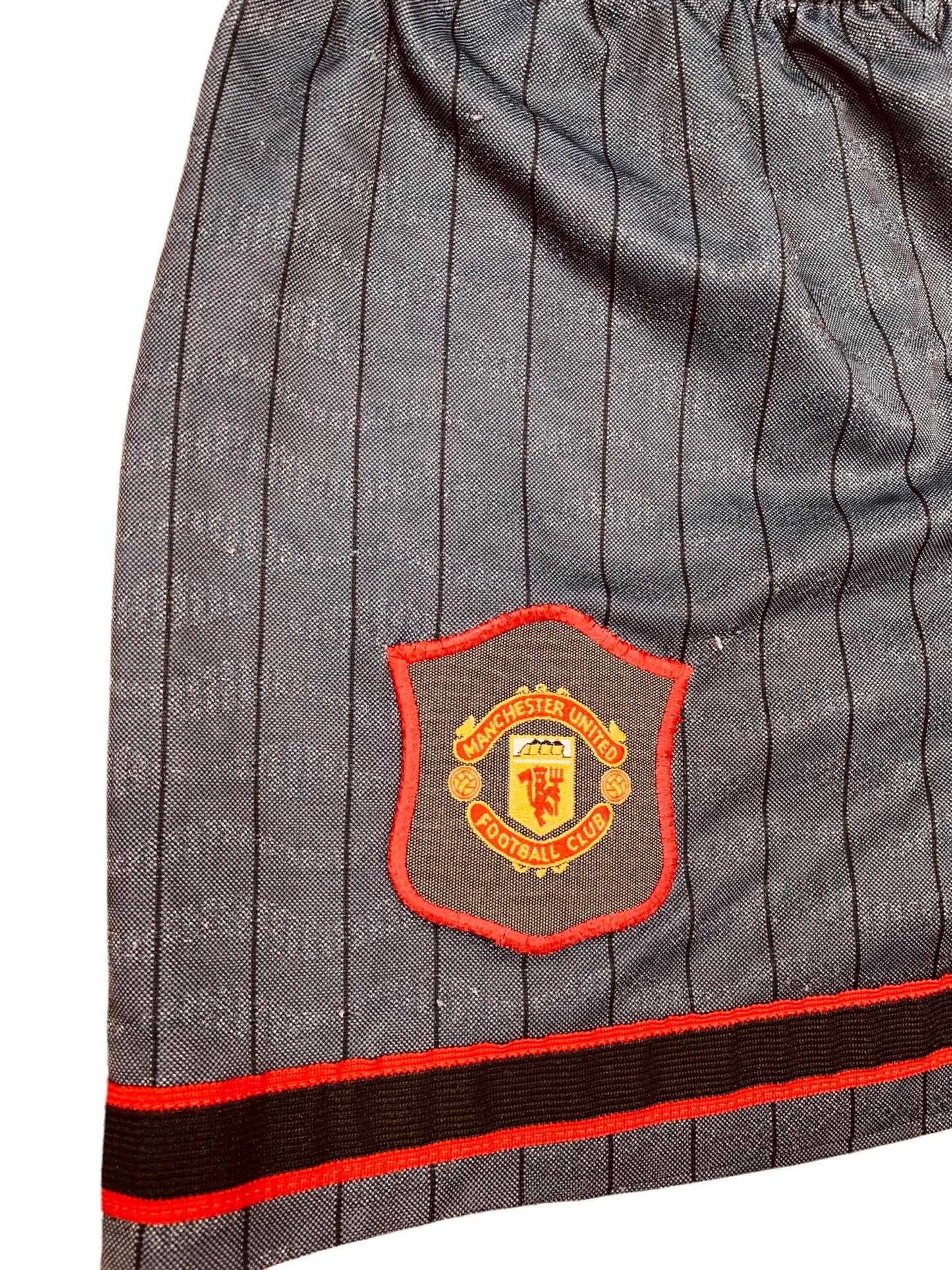 Manchester United 1995/96 Away 'Invisible' Shorts (XS)